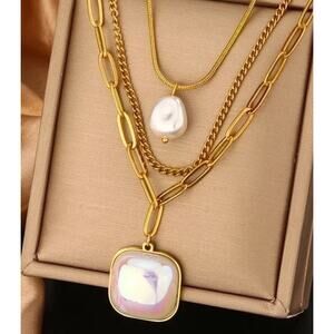 Multi Chain Pearl Necklace